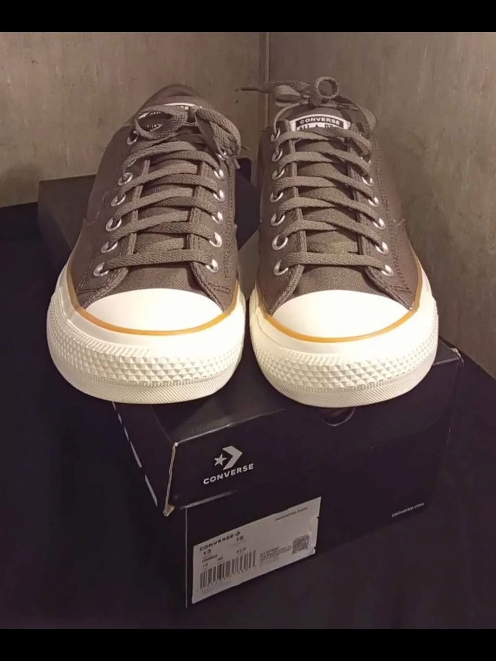 Converse Malden Street Mens size 13 - Picture 2 of 3